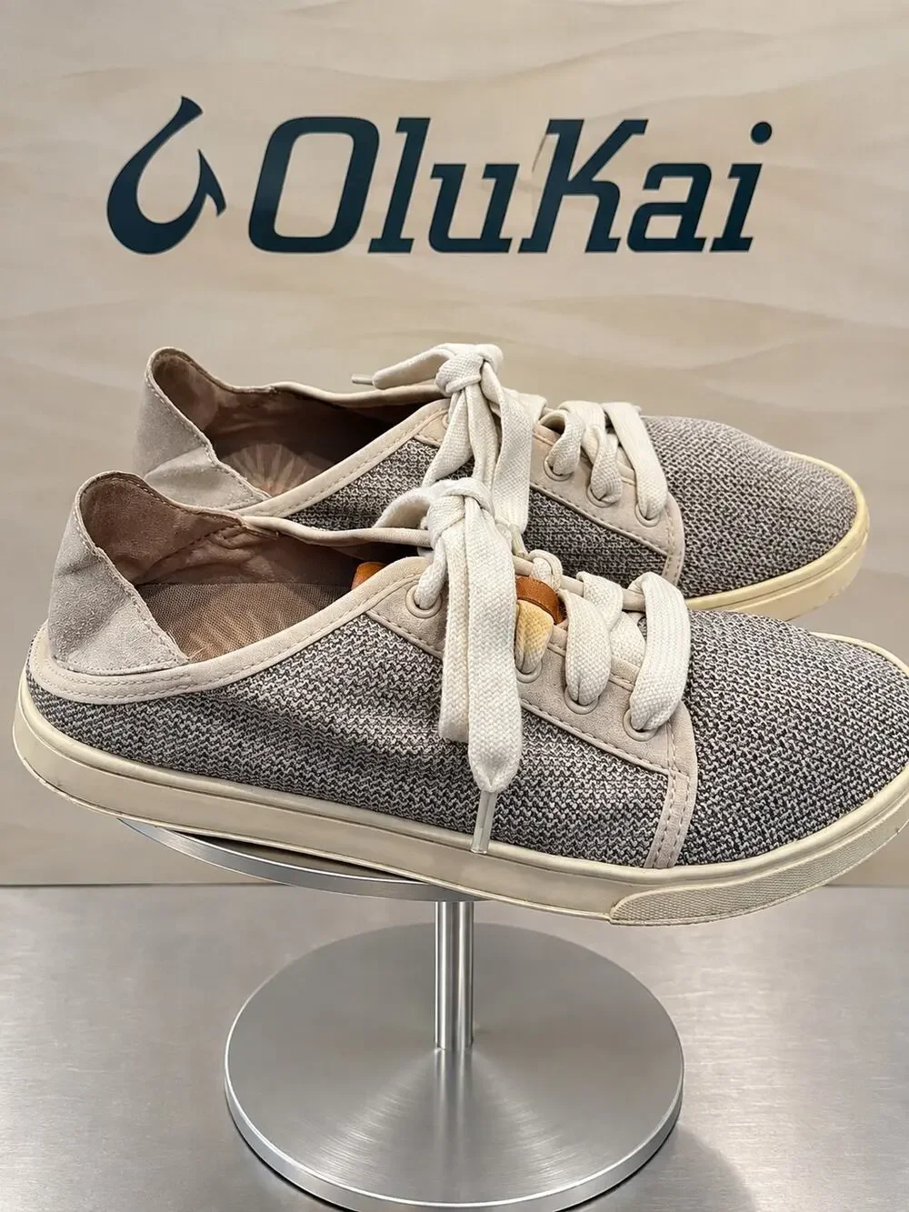 OluKai Pehuea Li Tapa Mesh Drop-In Heel Sneakers 20379-2020 Women’s 7.5